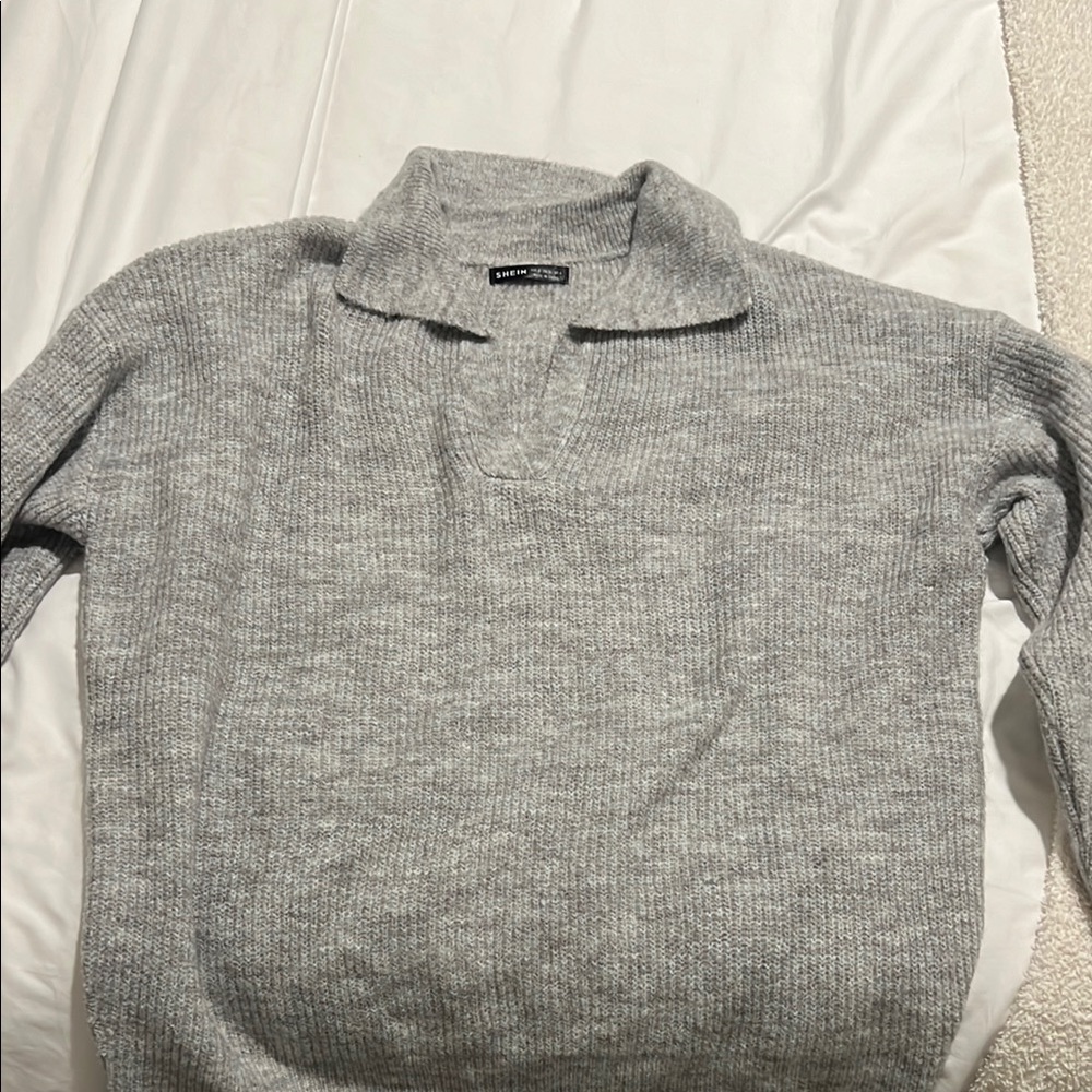SHEIN Gray V-Neck Sweater with Fine Knit Texture and Relaxed Fit